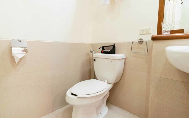 RedDoorz Plus near Abreeza Mall Davao