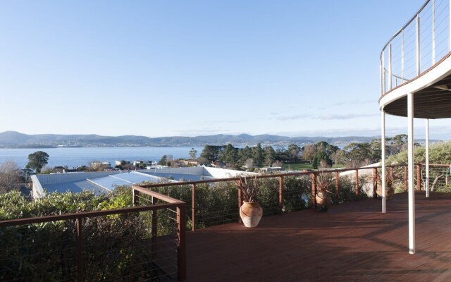 Sandy Bay Sensation