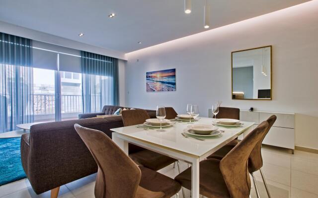 Bright & Spacious 3 Bedroom Apartment in Mellieha