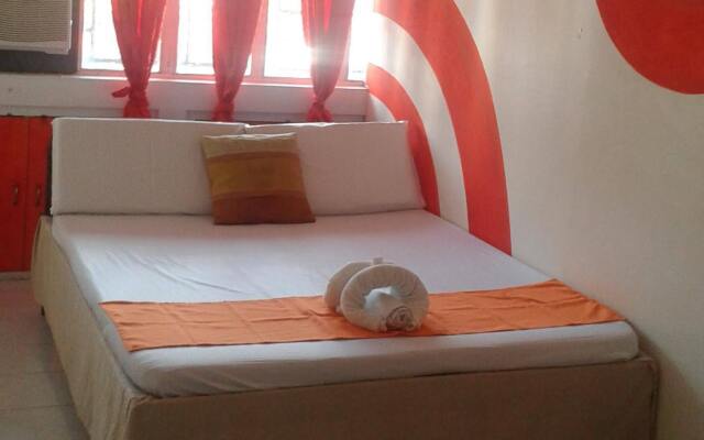 Dormitels Bacolod - Hostel