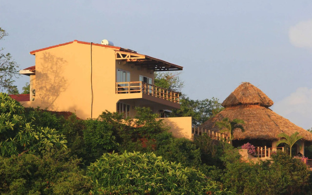 Hotel Los Mangos