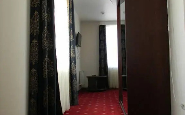 Orion Inn