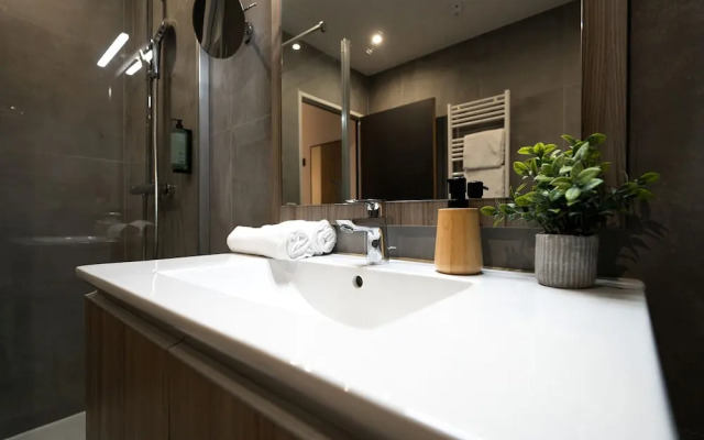NEMEA Appart Hotel Paris Levallois