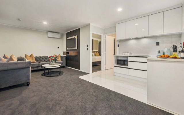 Aroha Motel