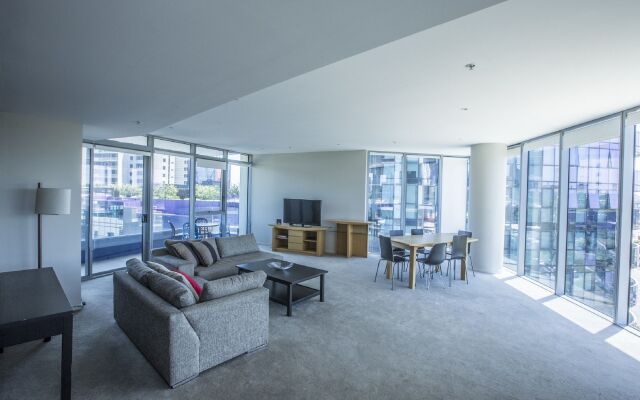Apartments Melbourne Domain - New Quay Docklands