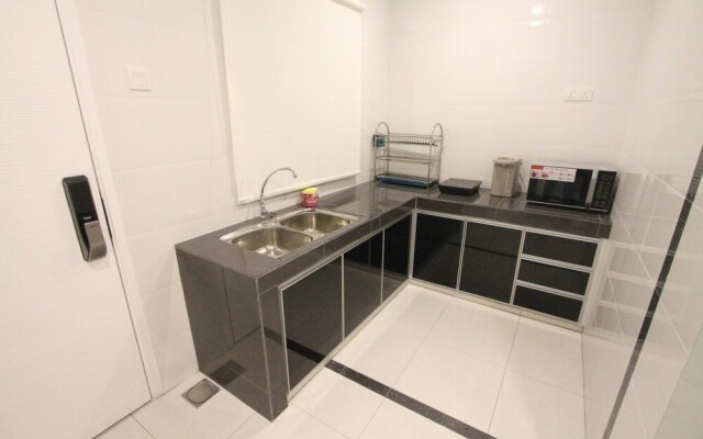 Ian's Genesis Townhouse