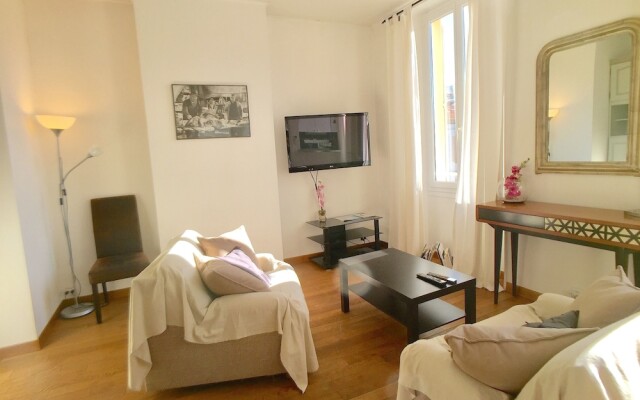 HomePlace Apartment rue d'Antibes
