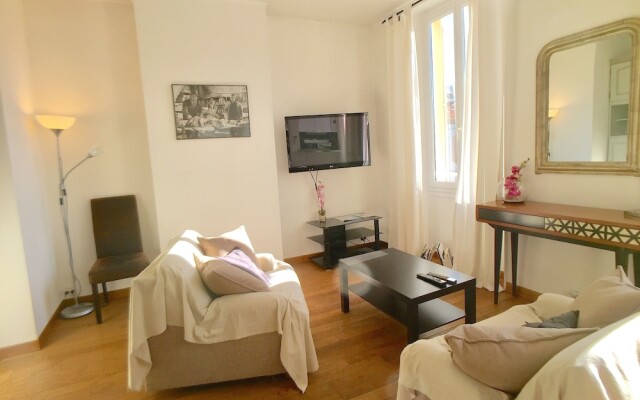 HomePlace Apartment rue d'Antibes