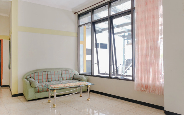 OYO 894 Nusa Indah Homestay Syariah