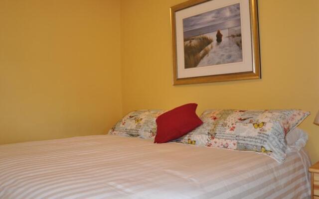 Lakeview Suites & Vacation Rentals