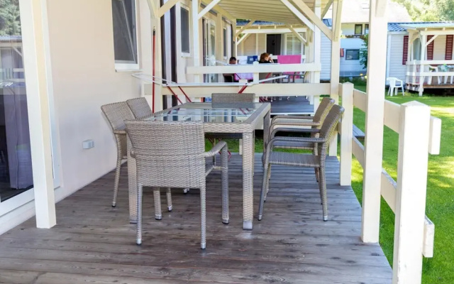 Mobile Home in Bodensdorf Near Ski & Lake
