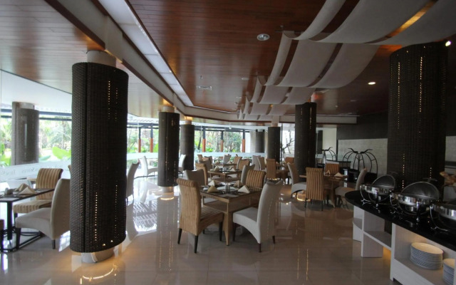 Ijen Suites Hotel