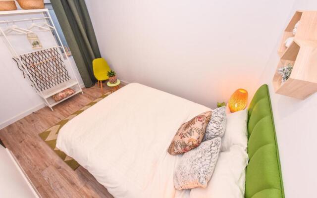 Parliament & River View Apartments