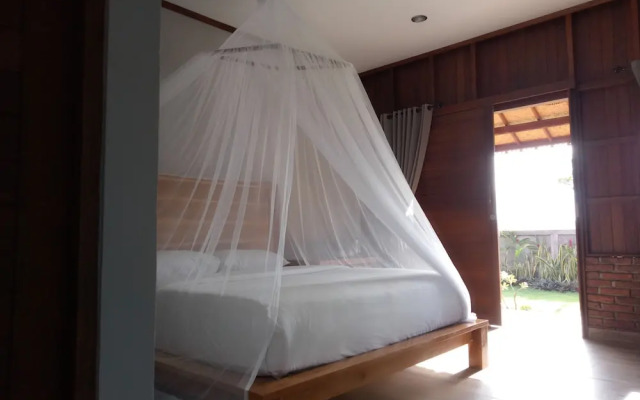 Emir surfcamp