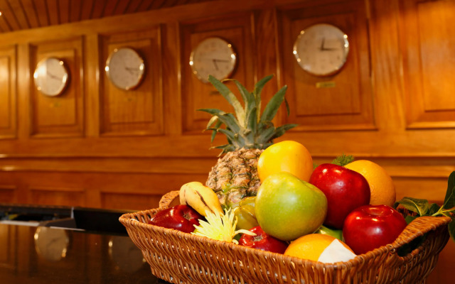 Suites del Bosque Hotel