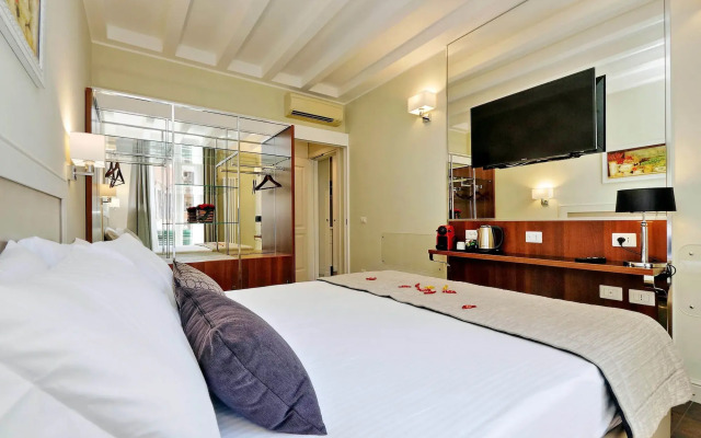 Piazza Venezia Grand Suite