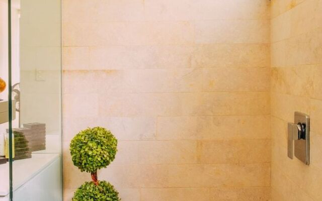 Energy Living by Nomad Guru