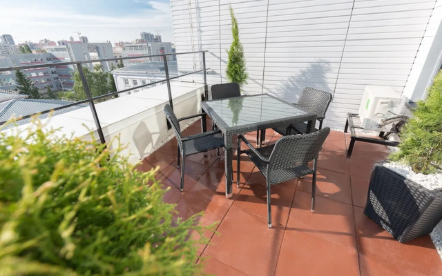 Апартаменты «Азбука», Верхнеторговая пл., 4