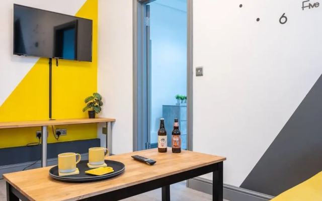 Stunning One Bedroom Apartments