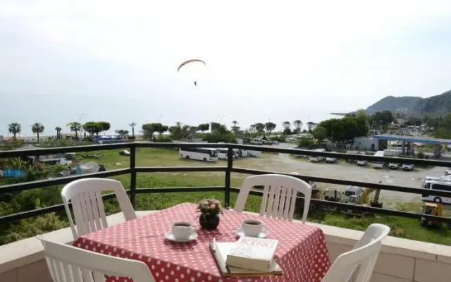 Livane Apart Hotel