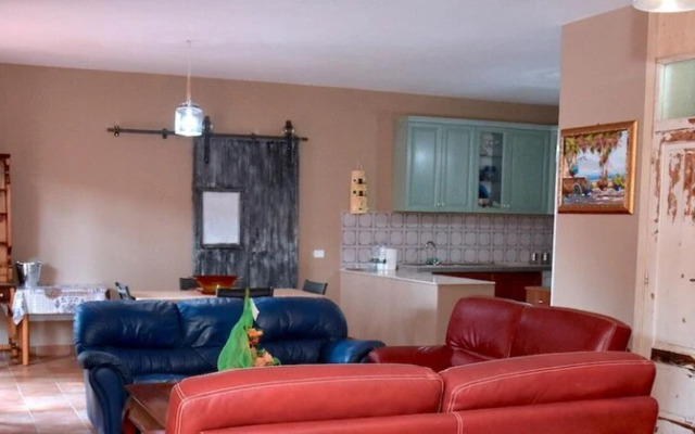 Villa Aurora, Private Pine Forest, Barbecue, Solarium