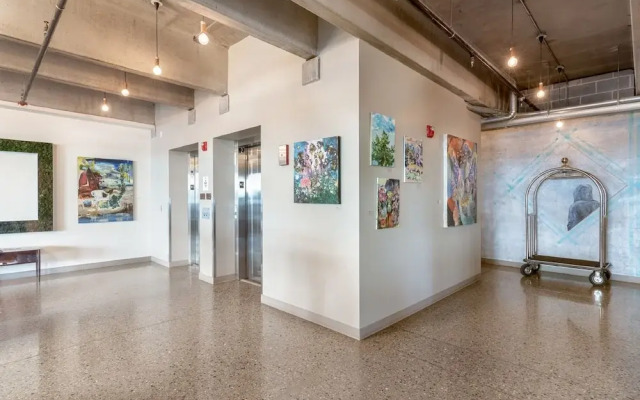 Milwaukee River Condos by Barsala