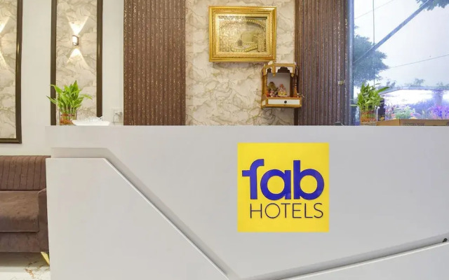 Fabhotel Dr Green'S