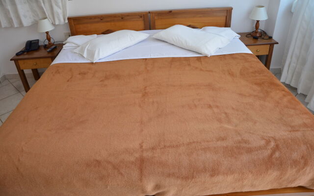 Thalassa Apartments