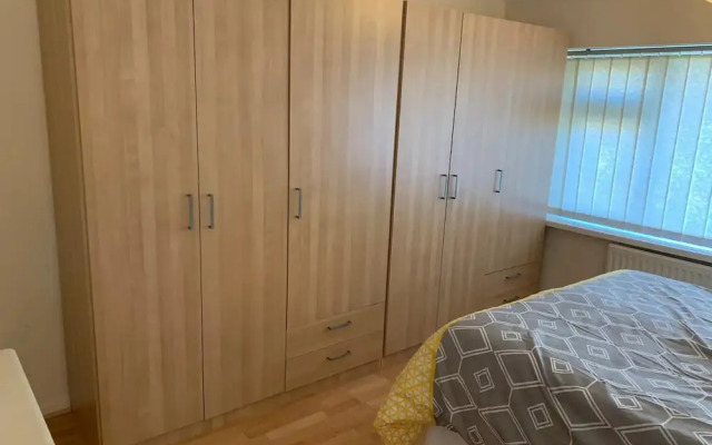 Stunning 3-bed House in Cheadle