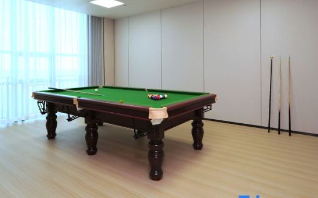Cosmic Guangdong International Hotel