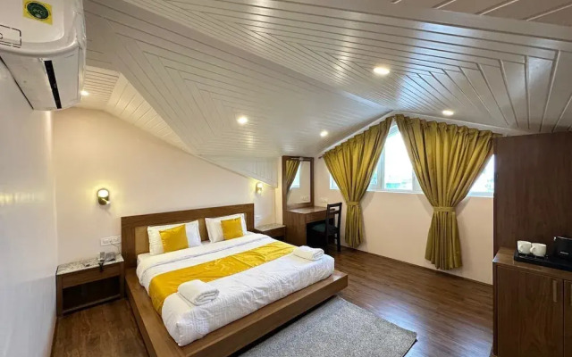 Luxe Haven Residency