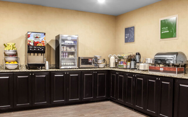 Comfort Suites near Route 66
