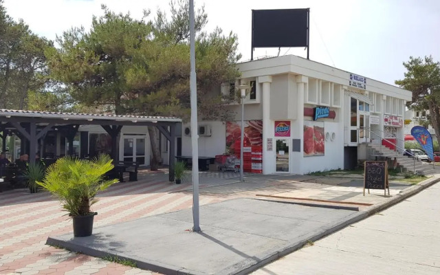 Simic Apartments
