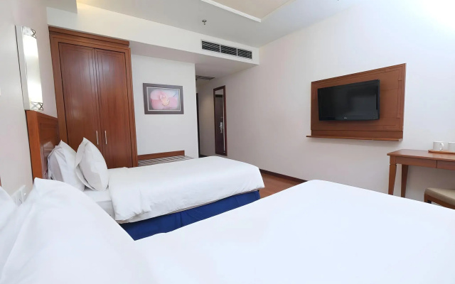 Grand Orchid Hotel