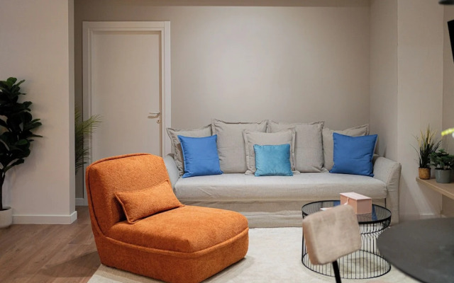 Modern & Spacious 2BR Steps to Cismigiu Gardens