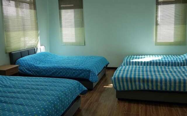 Greenlane 98 / 5 Rooms / 5 Bathrooms / 25 Pax