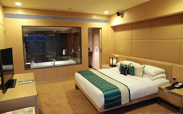 Sahara Star