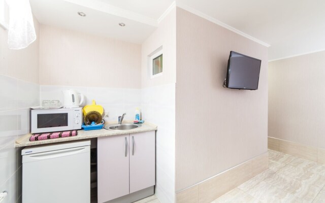 Home Comfort Hotel