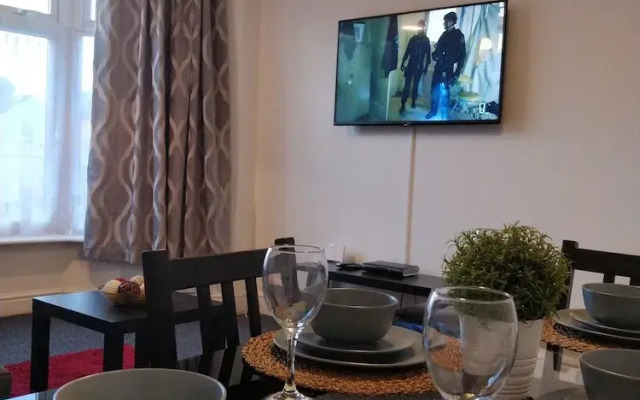 Ashburnham Apartment