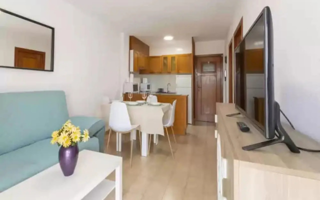 Iris - Apartment In Grau I Platja. Free Wifi