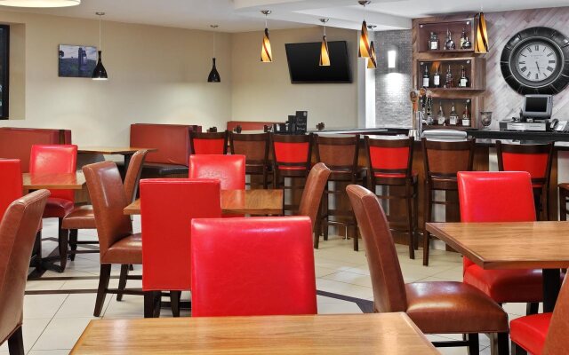Four Points by Sheraton College Station