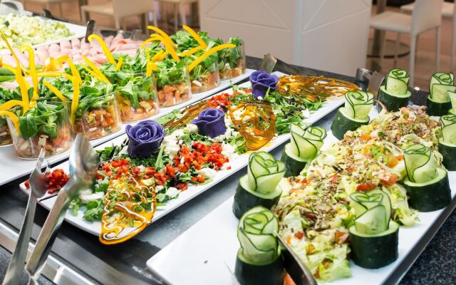 Reverence Life Hotel - Adults Only