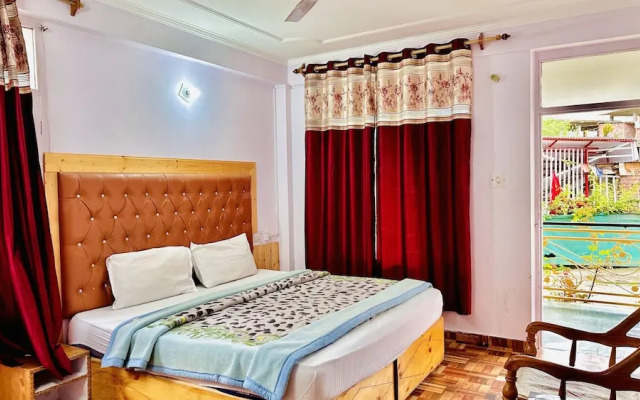 Hotel Manu Vatika Manali