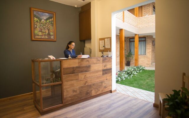 San Rocke House Hotel