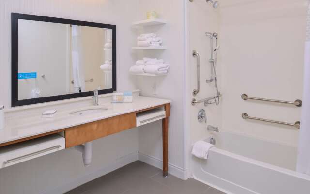 Hampton Inn & Suites Altoona-Des Moines