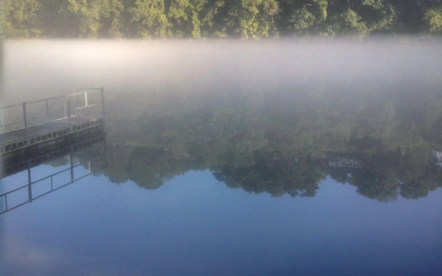 Taneycomo Lakefront Resort