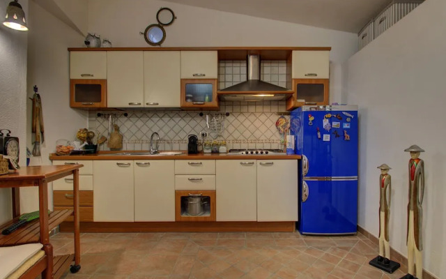 Lacco Cottage