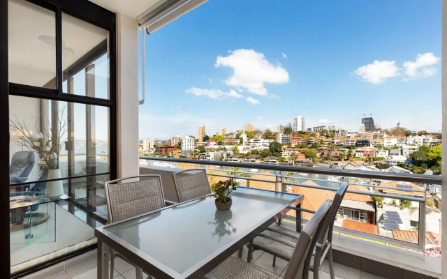 North Sydney Modern 2 BDR Apart 8 KIA