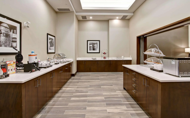 Holiday Inn Express & Suites Grande Prairie by IHG