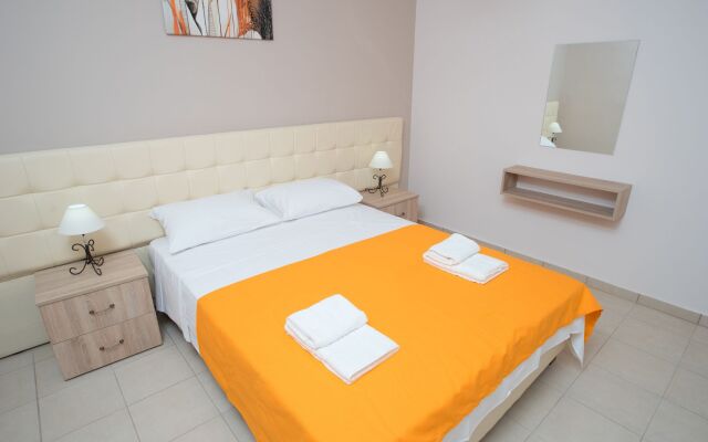 Naiades Luxury Apartments